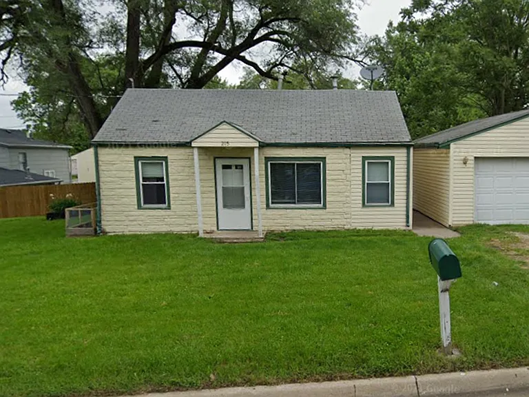 215 Leland Ave — Photo 17