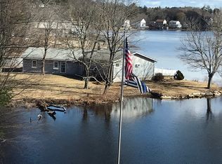 6 Park St, Mendon, MA 01756