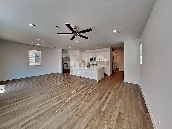 5th image of 8079 Braavos Peninsula Ave