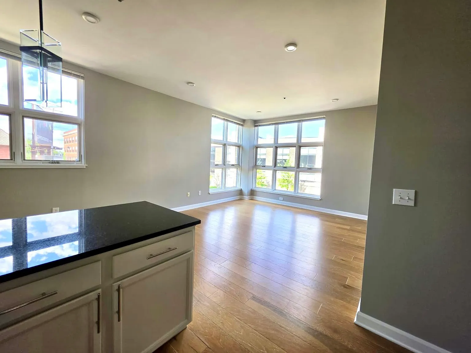 Living Area (unfurnished)