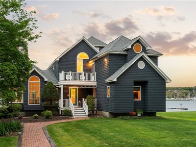 76 Melbourn Rd, Warwick, RI, 02886