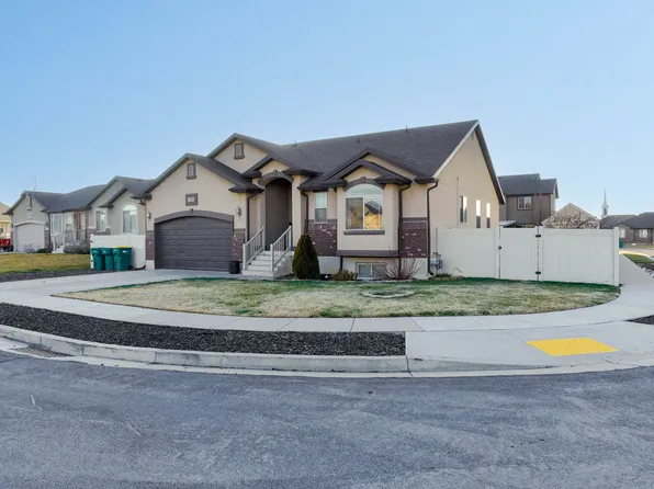 1115 S 1425 W, Clearfield, UT 84015