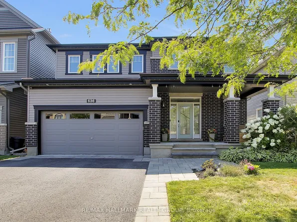 636 Eagle Crest Hts, Ottawa, ON K2S 1G1