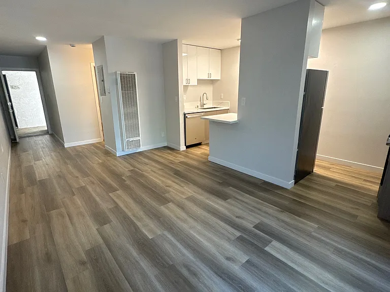 4006 Emerald — Photo 12