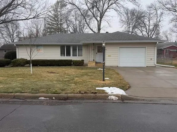 315 Floral Ave, Mankato, MN 56001
