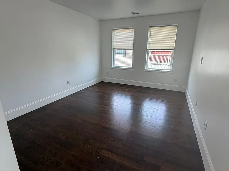Crescent 375 Investment LLC — Photo 24