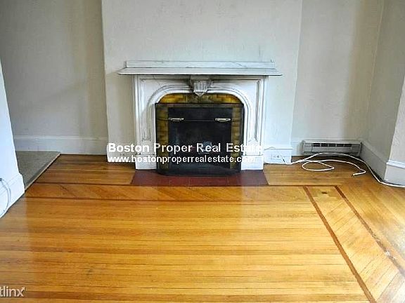 429 Beacon St. #2 Boston - Back Bay Unit Photo 4 (4)