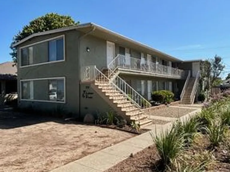 310 S H St — Photo 1
