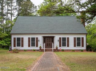 303 S King St, Windsor, NC 27983