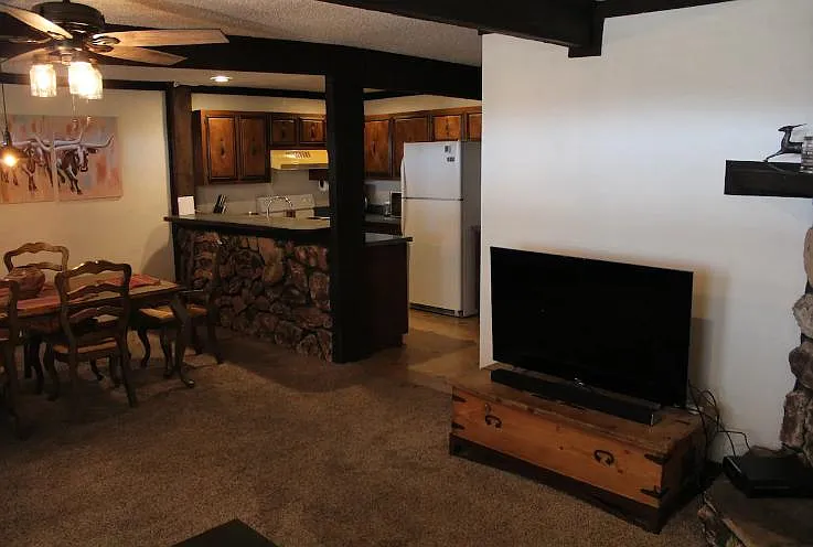 417 Mechem Dr #L1 — Photo 2