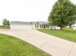 2710 Van Thompson Rd, Mount Sterling, KY 40353