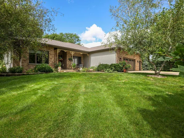 901 Gallagher Ln, Stoughton, WI 53589