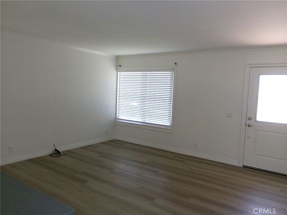 4th image of 4881 Winvale Ave