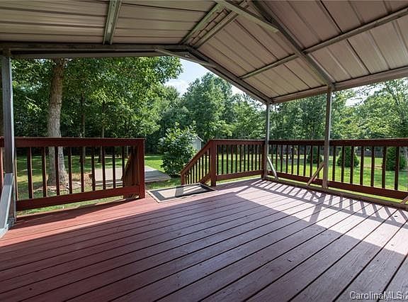 4th image of 274 Donsdale Dr