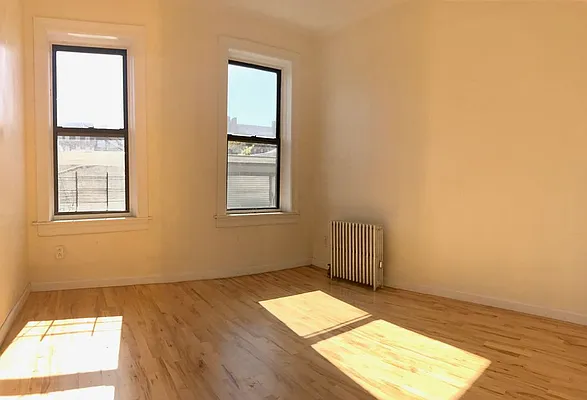 Rented by Zjama Realty Corp | media 5