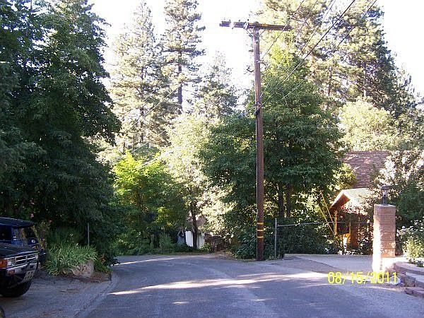 2nd image of 437 Forest Ln