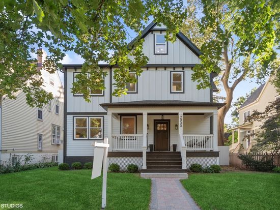 2030 Harrison St, Evanston, IL 60201