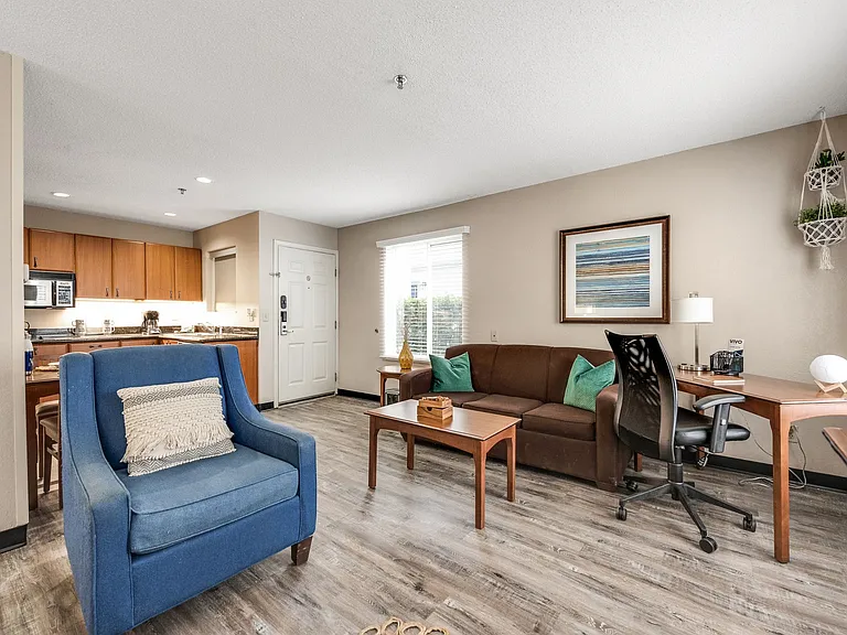 Vivo Living Charlotte (Tryon) — Photo 39