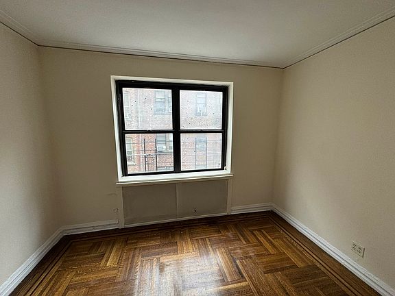 4th image of 83 Park Ter W APT 1D