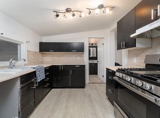 12018 95th St NW, Edmonton, AB T5G 1M7