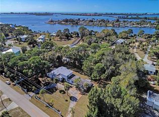 1465 Homestead Dr, Englewood, FL 34223