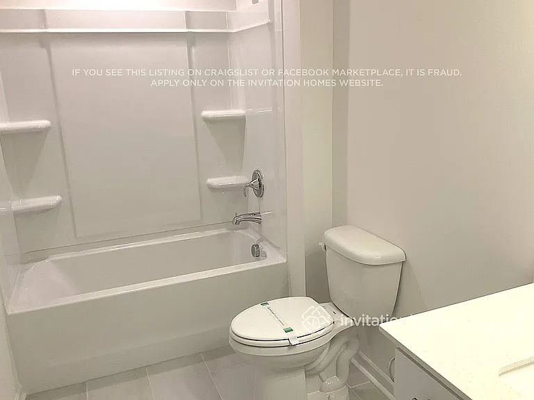 3816 Lantern Ln — Photo 18
