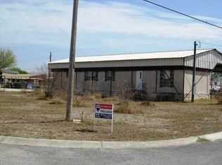 302 Harbor St, Del Rio, TX 78840