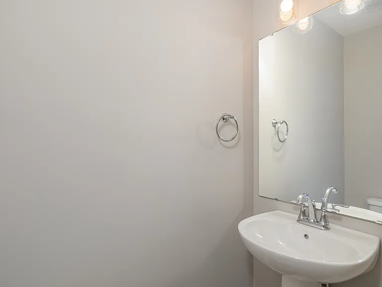502 Station Ct — Photo 14