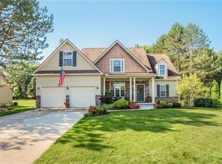 244 Summer Shade Dr, Howell, MI 48843
