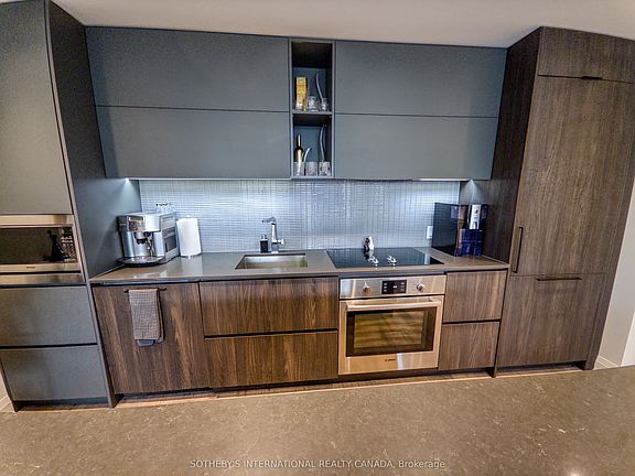 4th image of 151 Avenue Rd #508