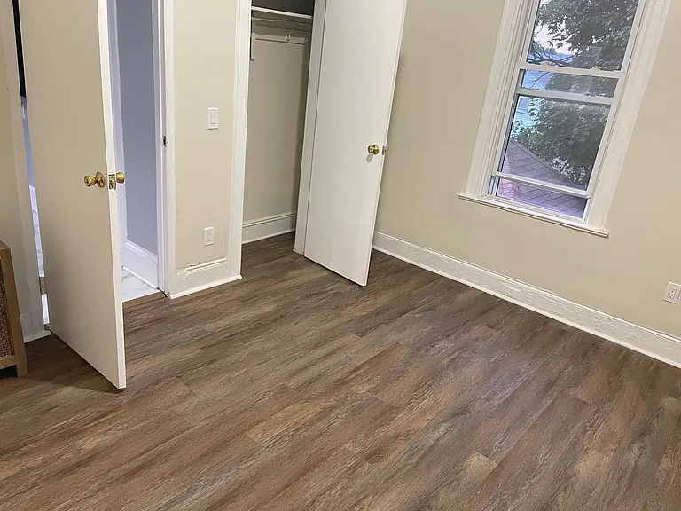 165 Fulton St — Photo 13
