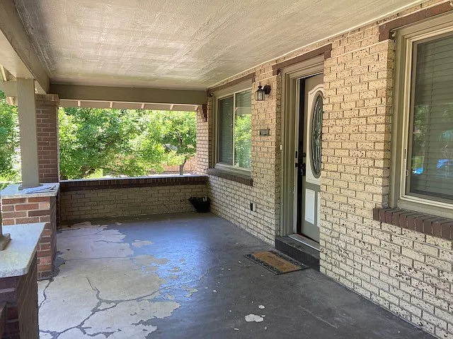2801 ASH ST - - — Photo 2