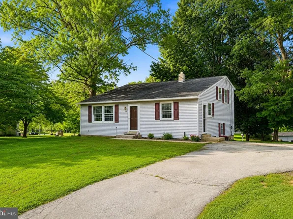 123 Andover Rd, Glenmoore, PA 19343