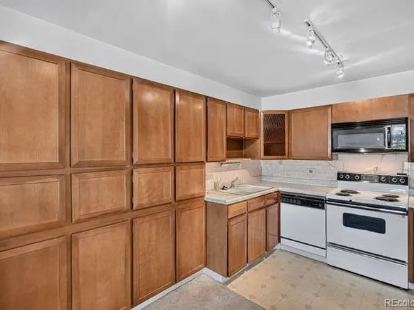 9155 E Center Avenue Bldg 56 #10D, Denver, CO 80247