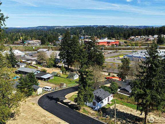 2nd image of 126 Lilac Lane