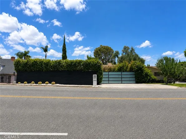 14721 Valley Vista Blvd, Sherman Oaks, CA 91403