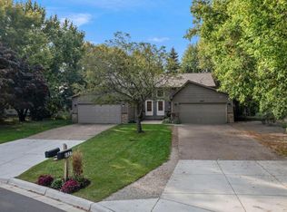 5535-5537 Lindsay St, Minneapolis, MN 55422