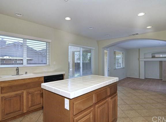 4th image of 30091 Mount Menifee St