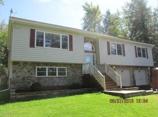 3178 Laurel View Ln, Tobyhanna, PA