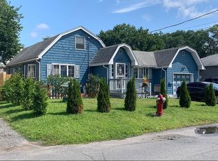 11 Lyric Ave, Albany, NY