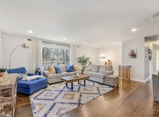 15 Sherwood Forest Dr, Andover, NJ 07821