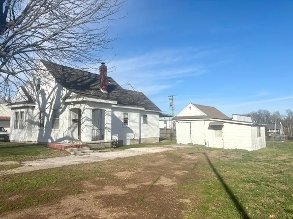 2348 N Campbell Ave, Springfield, MO 65803