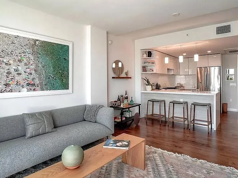 555 Fulton St #426 — Photo 4