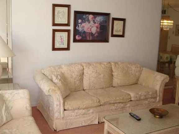 Live Between the Ocean and the Intracoastal