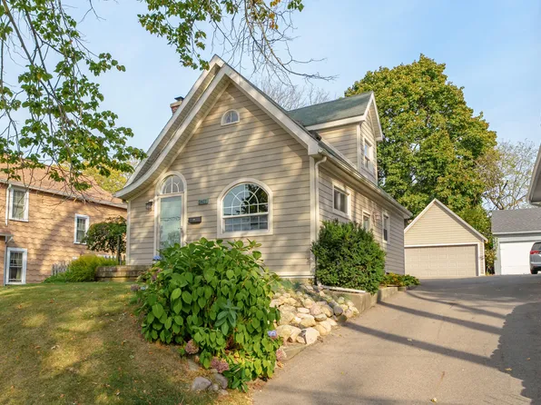 2411 S Rose St, Kalamazoo, MI 49001