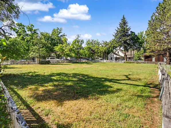0 E C St, Jacksonville, OR 97530