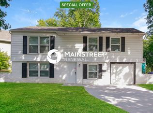 13235 Park Hills Dr, Grandview, MO 64030