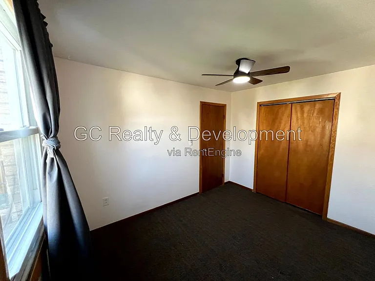 4447 N Melvina Ave #1 — Photo 4