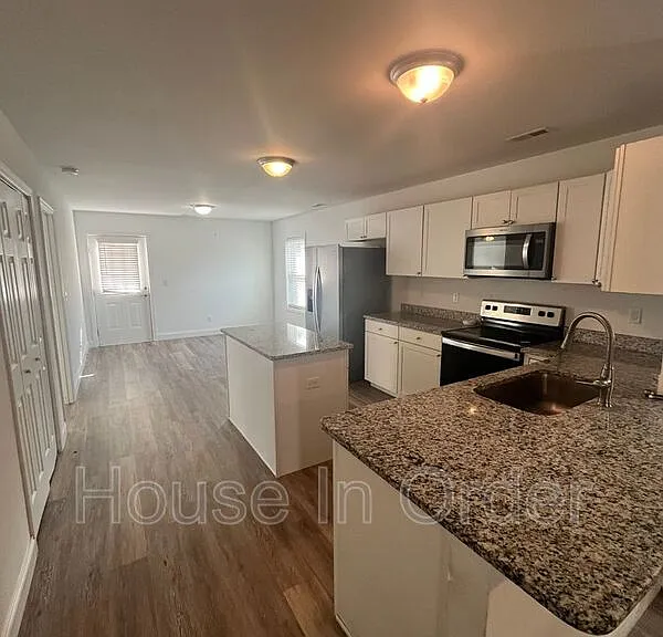 60 Patriot Pl — Photo 4