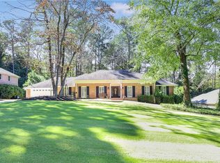 5735 Riverwood Dr, Atlanta, GA 30328